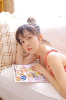 女邻居的大乳